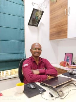 Sudhir Dixit, Director at Distance MBA College